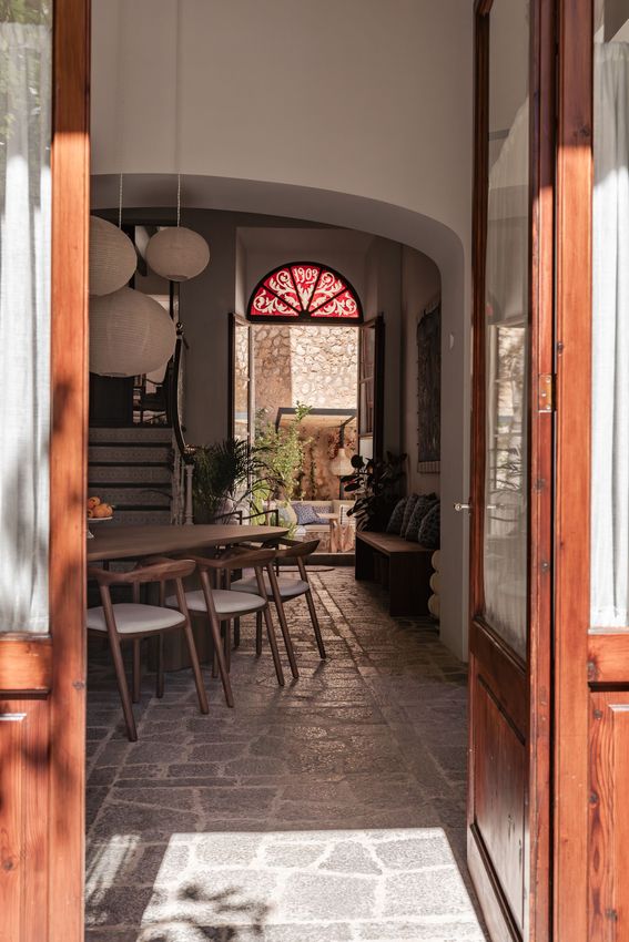  Espacio Home Design