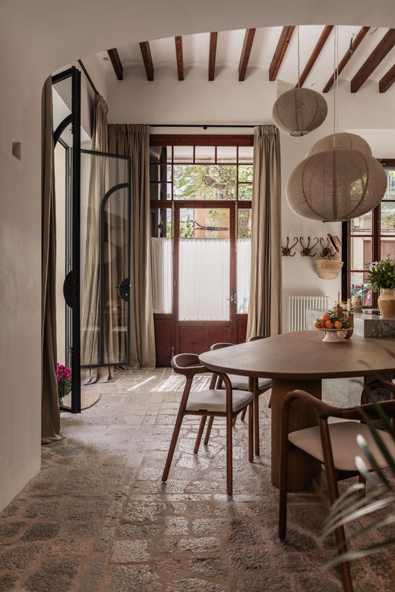  Espacio Home Design