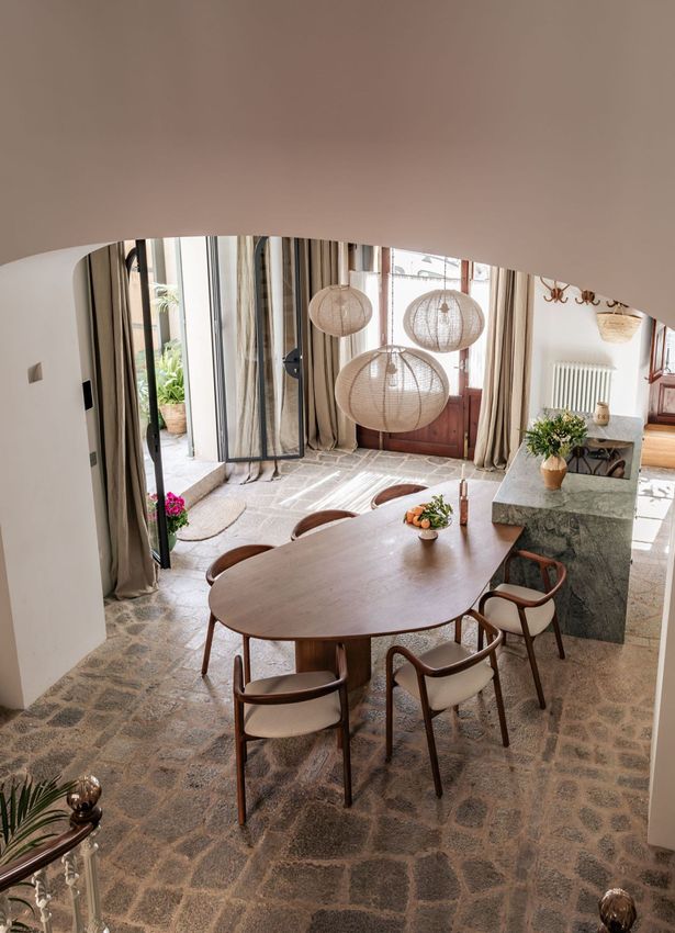  Espacio Home Design